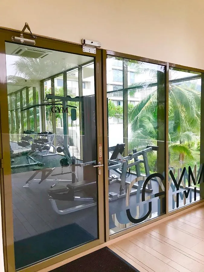 Apartment By The Beach - Luxury 2 Bedrooms Family Suite Batu Ferringhi Malaysia