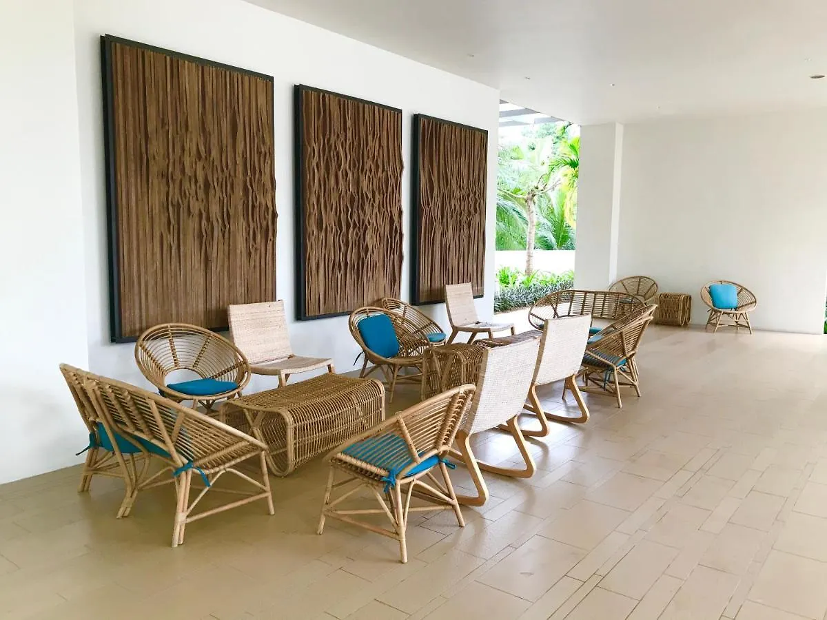 By The Beach - Luxury 2 Bedrooms Family Suite Batu Ferringhi 0*,  Malaysia