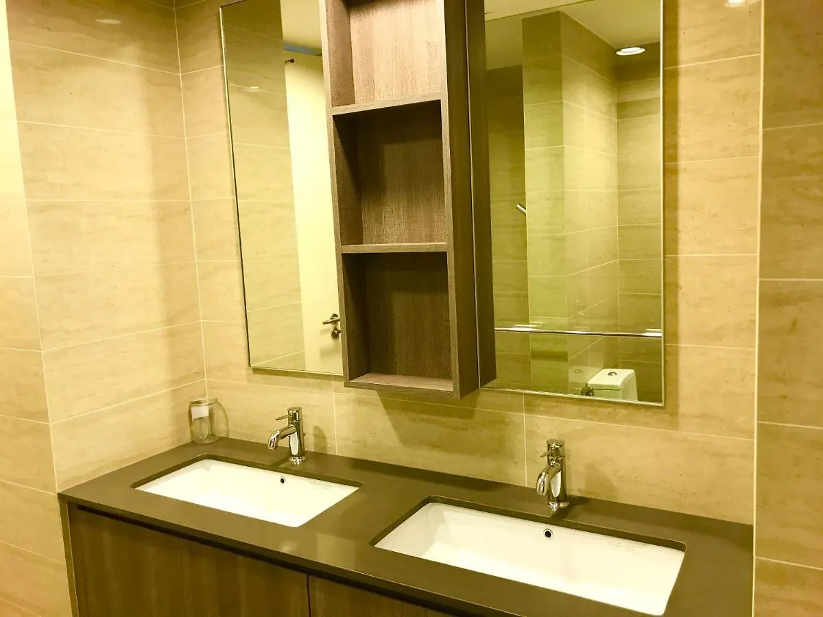 By The Beach - Luxury 2 Bedrooms Family Suite Batu Ferringhi 0*,